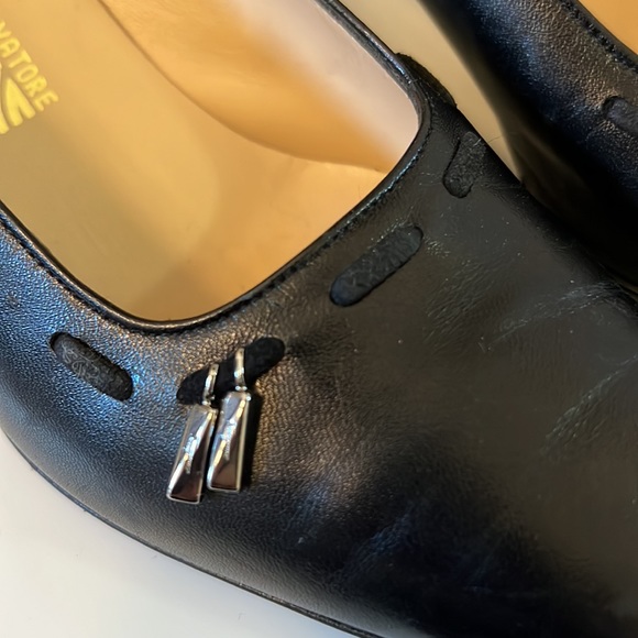 Vintage Salvatore Ferragamo Heels - Picture 4 of 8